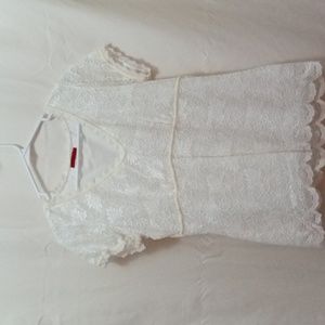 White floral lace top large